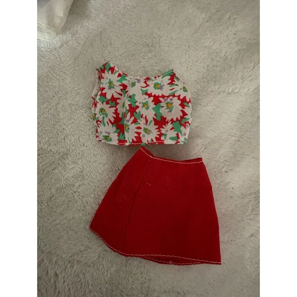 Vintage Barbie Clothing & Accessories